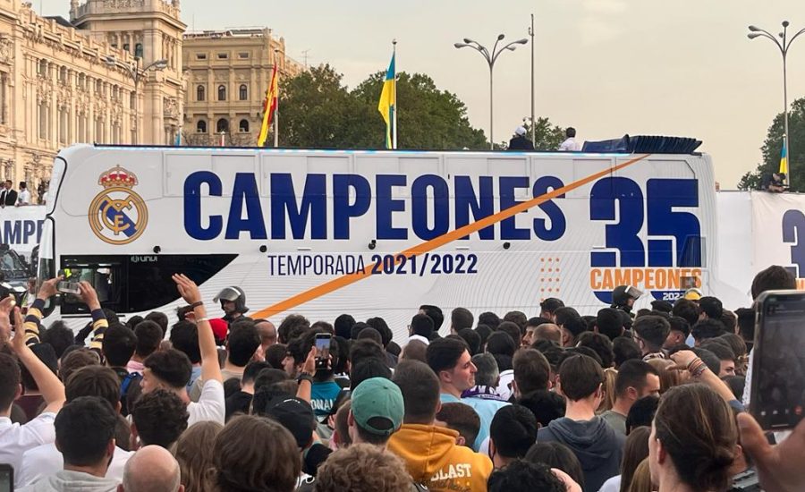 Real Madrid celebrates its 35th La Liga title in an UNVI Urbis DD Open-Top Bus parade in the streets of Madrid