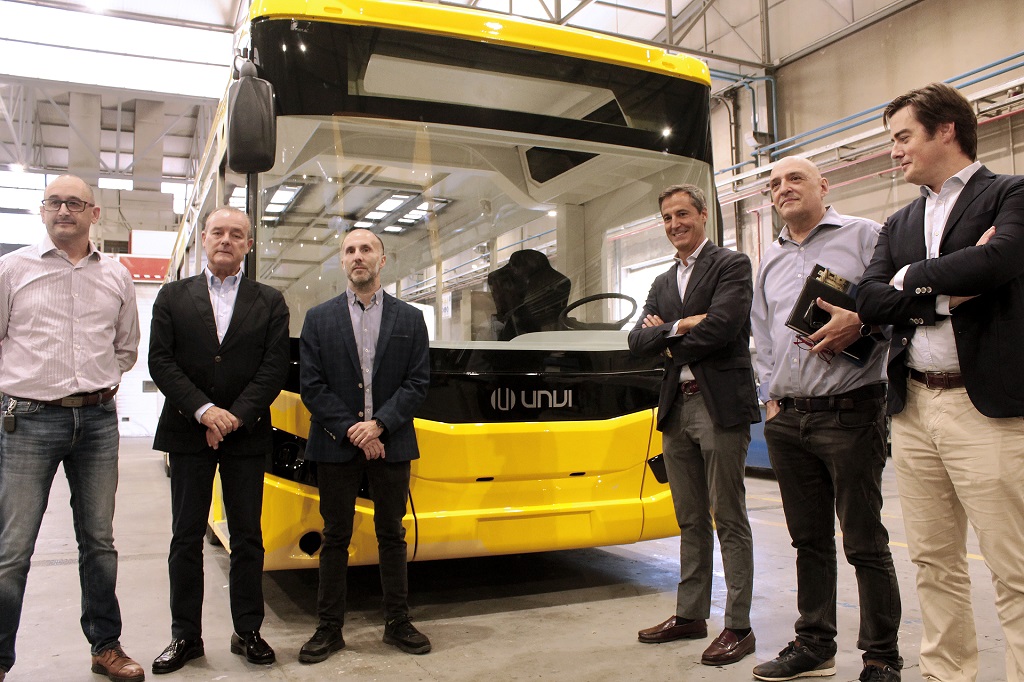 VISIT AUTHORITIES OF OURENSE UNVI’S FACTORY