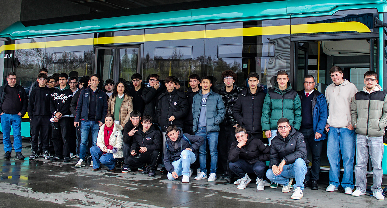 UNVI receives a visit from vocational training students from the Dr. Júlio Martins school in Chaves