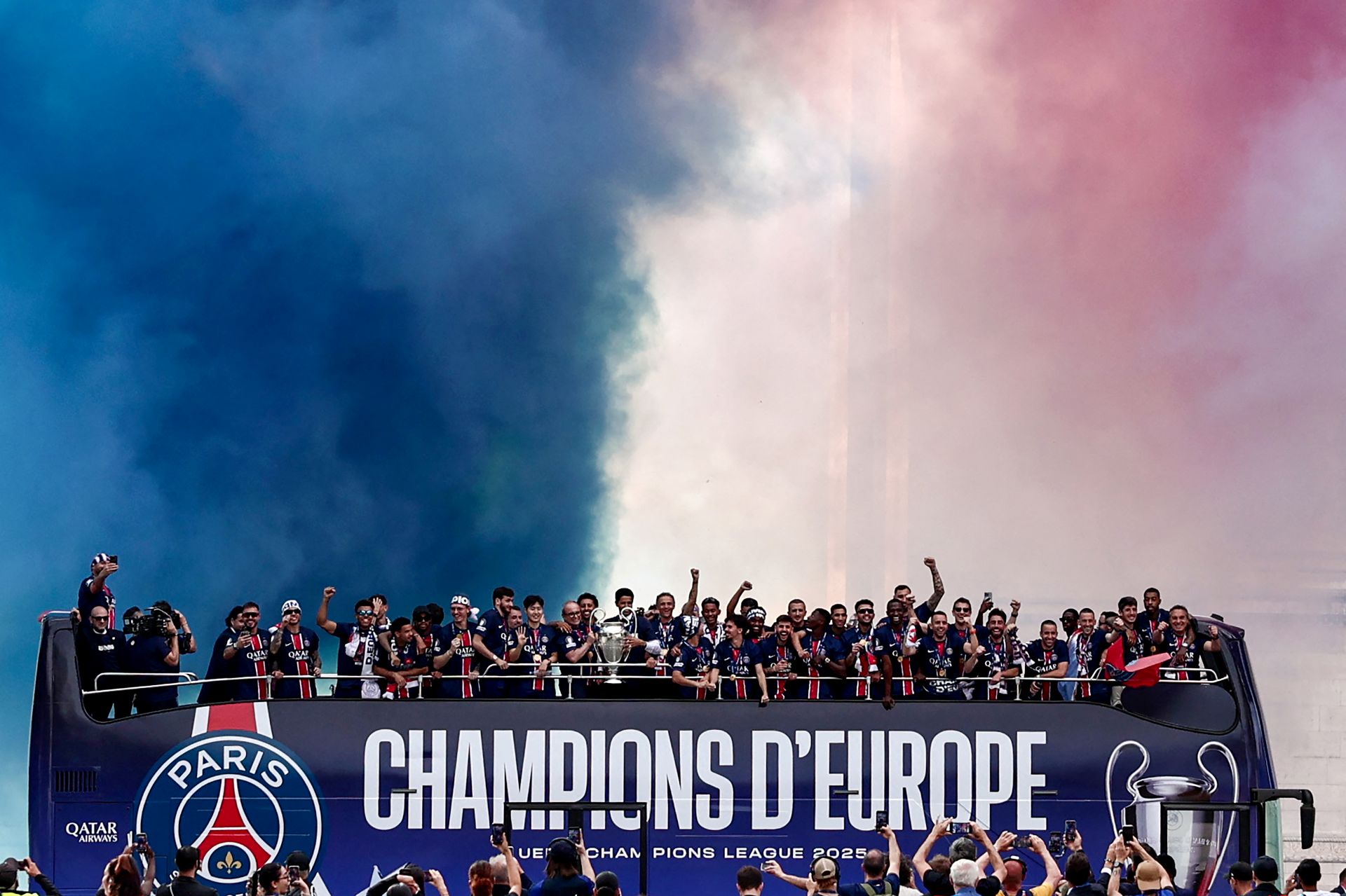 The championes travel in an UNVI